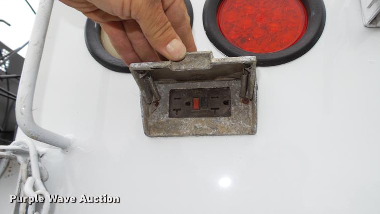 image for item DD7366 2001 Freightliner FL70 service truck