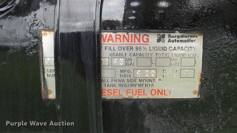 image for item DD7366 2001 Freightliner FL70 service truck