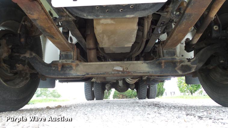 image for item DD7366 2001 Freightliner FL70 service truck