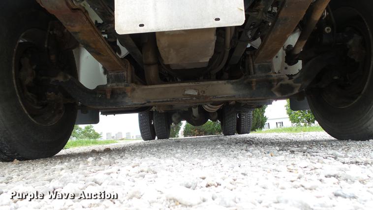 image for item DD7366 2001 Freightliner FL70 service truck