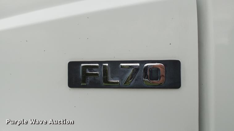 image for item DD7366 2001 Freightliner FL70 service truck