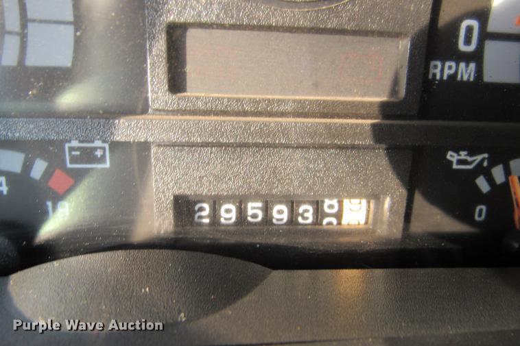 image for item DE0187 2000 Chevrolet C6500 flatbed truck