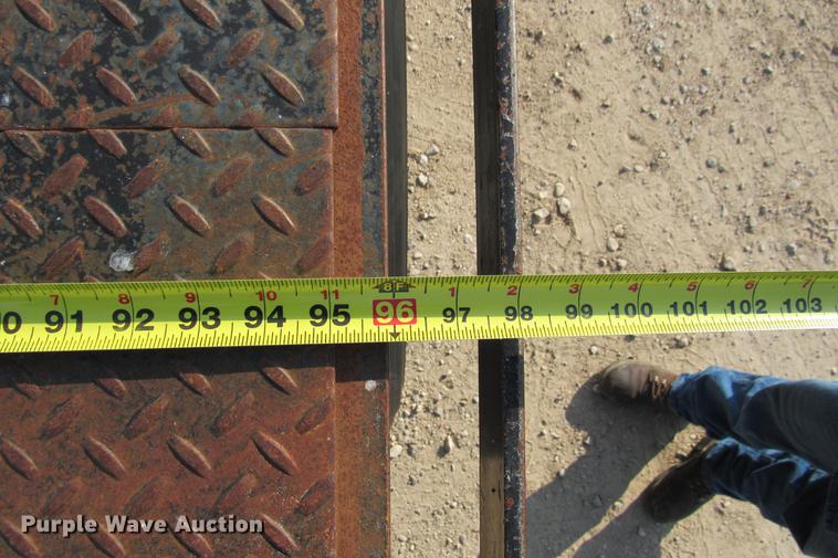 image for item DE0188 1997 International 8100 flatbed truck