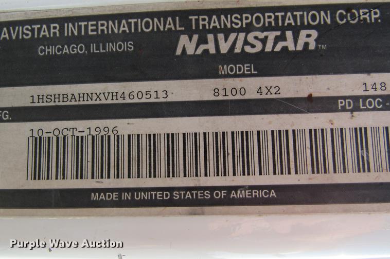 image for item DE0188 1997 International 8100 flatbed truck