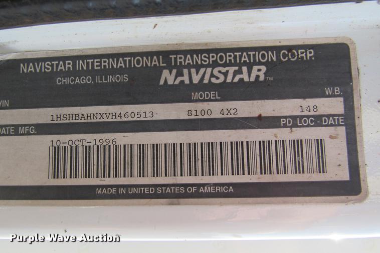 image for item DE0188 1997 International 8100 flatbed truck