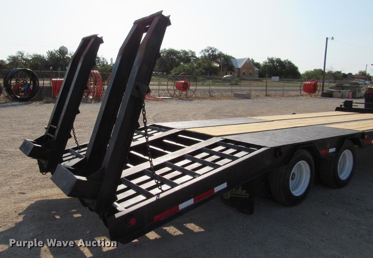 image for item DE0189 2004 Belshe T10 equipment trailer