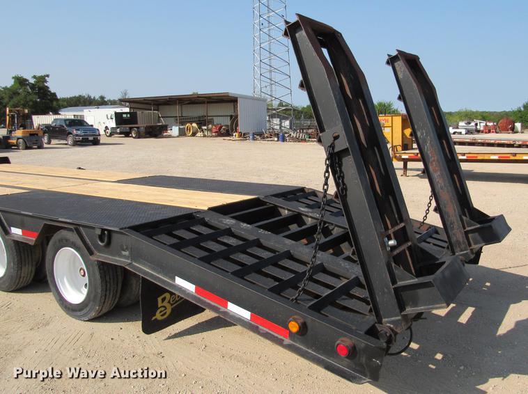 image for item DE0189 2004 Belshe T10 equipment trailer