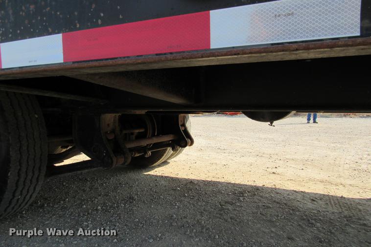 image for item DE0189 2004 Belshe T10 equipment trailer