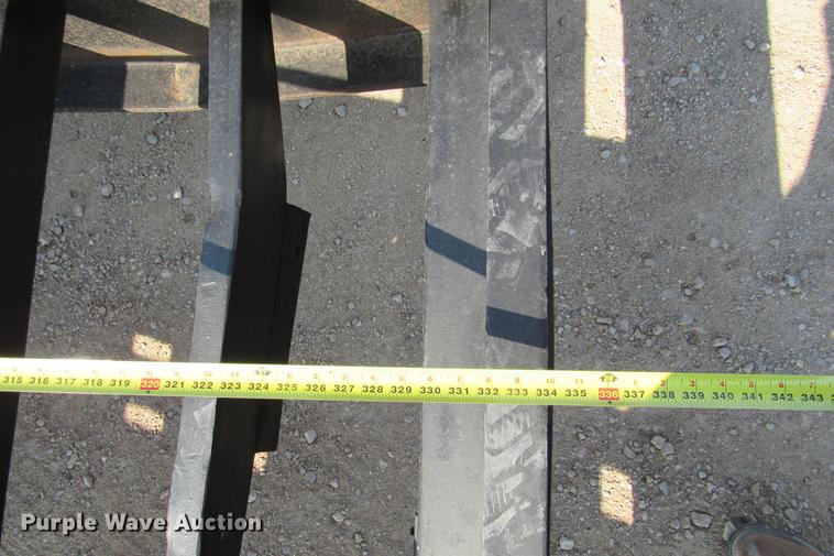 image for item DE0189 2004 Belshe T10 equipment trailer