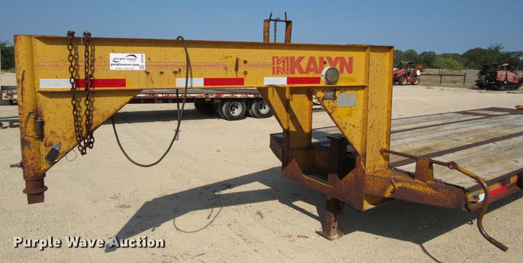 image for item DE0190 1985 Kalyn LPD-20 equipment trailer