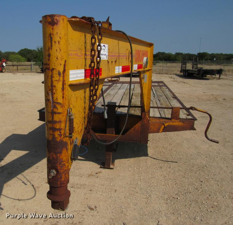 image for item DE0190 1985 Kalyn LPD-20 equipment trailer