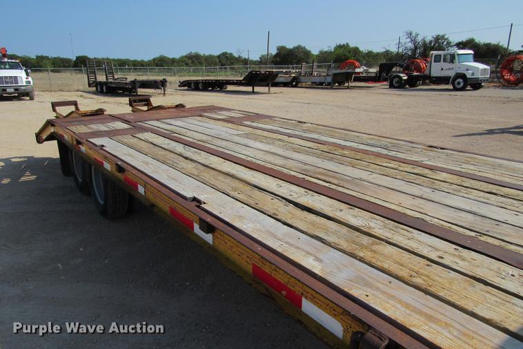 image for item DE0190 1985 Kalyn LPD-20 equipment trailer