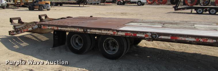 image for item DE0191 1987 Kalyn LPD-24 equipment trailer