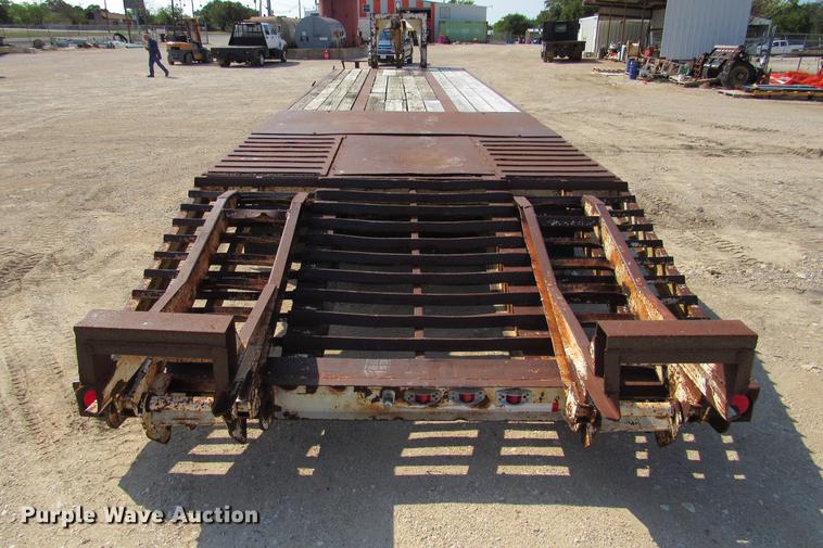 image for item DE0191 1987 Kalyn LPD-24 equipment trailer