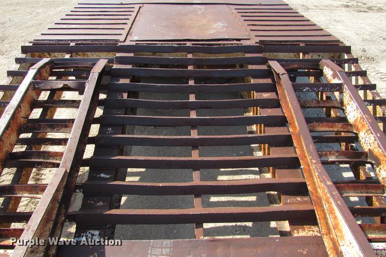 image for item DE0191 1987 Kalyn LPD-24 equipment trailer