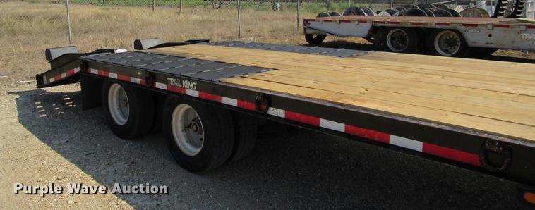 image for item DE0192 2006 Trail King TK50 drop deck equipment trailer