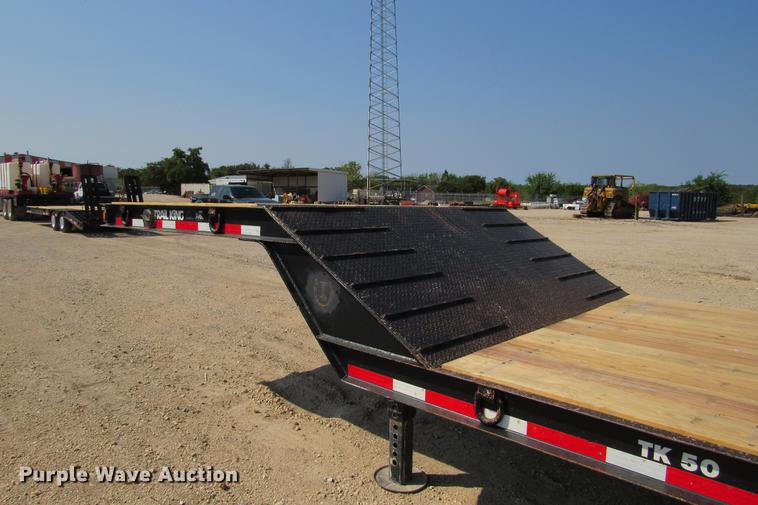 image for item DE0192 2006 Trail King TK50 drop deck equipment trailer