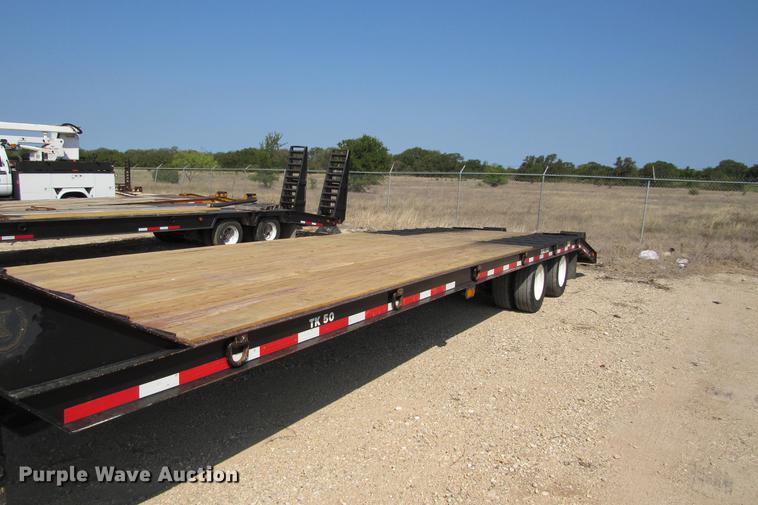 image for item DE0192 2006 Trail King TK50 drop deck equipment trailer