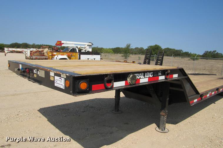 image for item DE0192 2006 Trail King TK50 drop deck equipment trailer