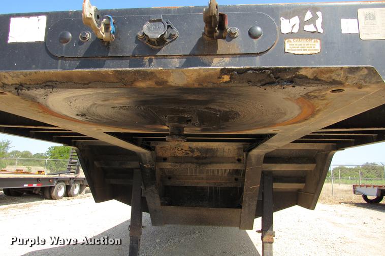image for item DE0192 2006 Trail King TK50 drop deck equipment trailer