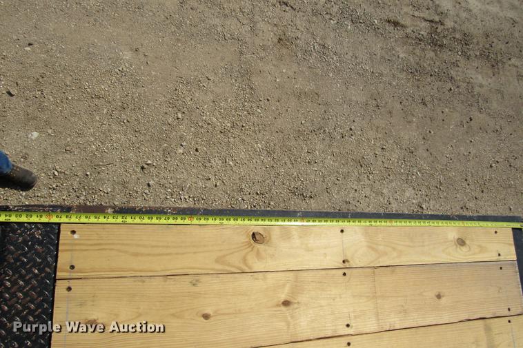 image for item DE0192 2006 Trail King TK50 drop deck equipment trailer