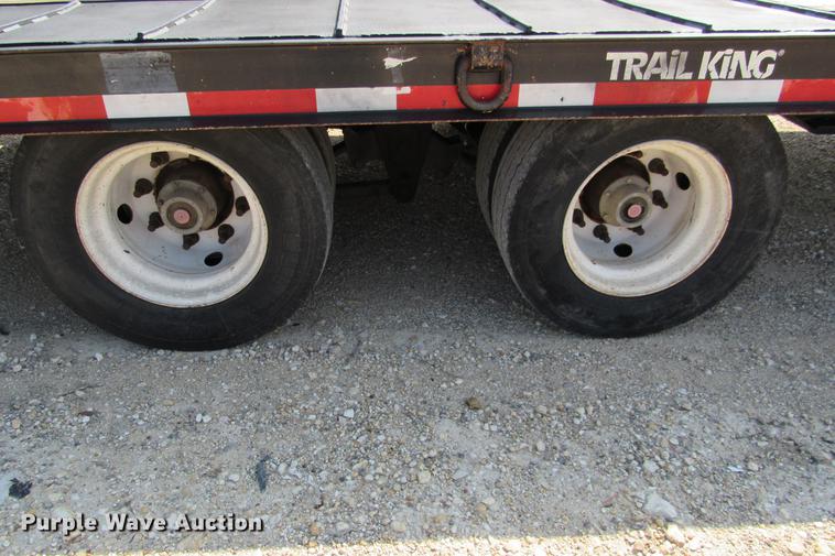 image for item DE0192 2006 Trail King TK50 drop deck equipment trailer