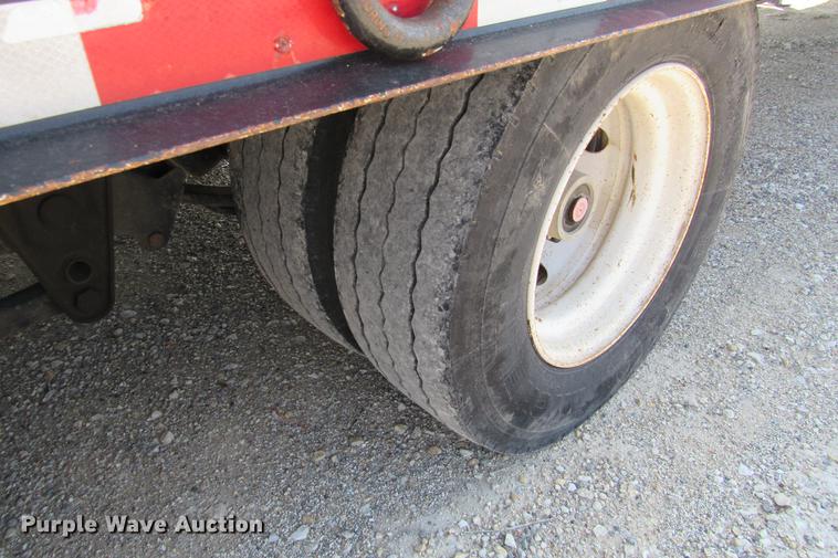 image for item DE0192 2006 Trail King TK50 drop deck equipment trailer