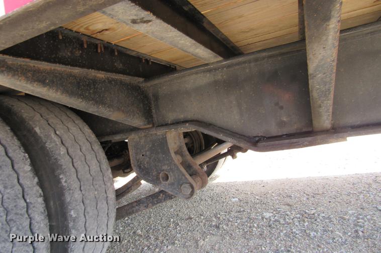 image for item DE0192 2006 Trail King TK50 drop deck equipment trailer