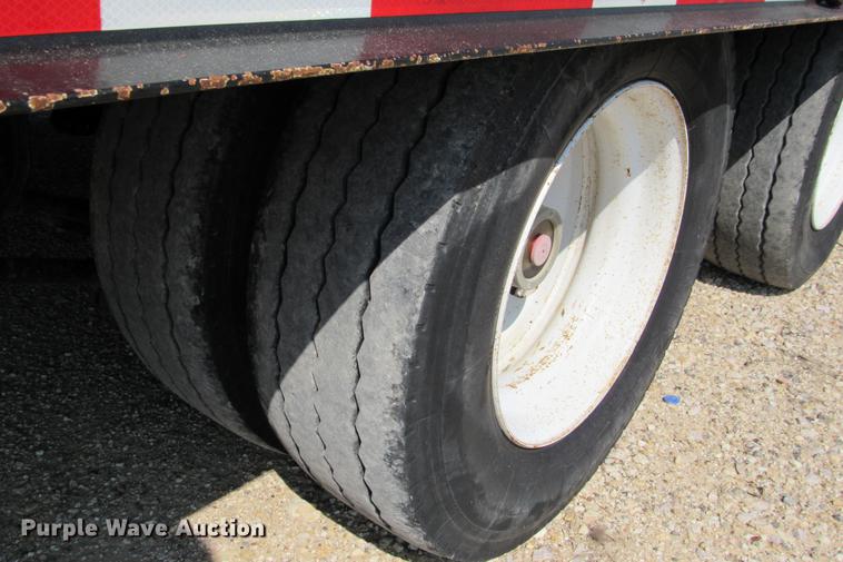 image for item DE0192 2006 Trail King TK50 drop deck equipment trailer