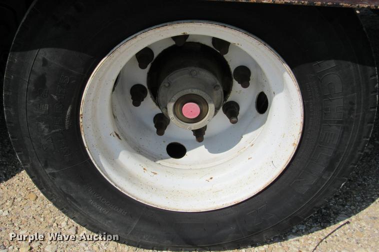 image for item DE0192 2006 Trail King TK50 drop deck equipment trailer