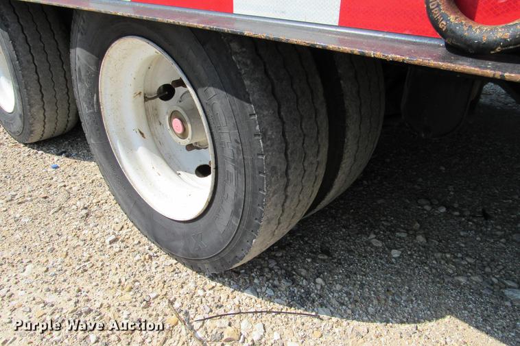 image for item DE0192 2006 Trail King TK50 drop deck equipment trailer