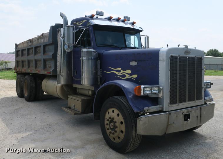 image for item DE3800 1997 Peterbilt 379 dump truck