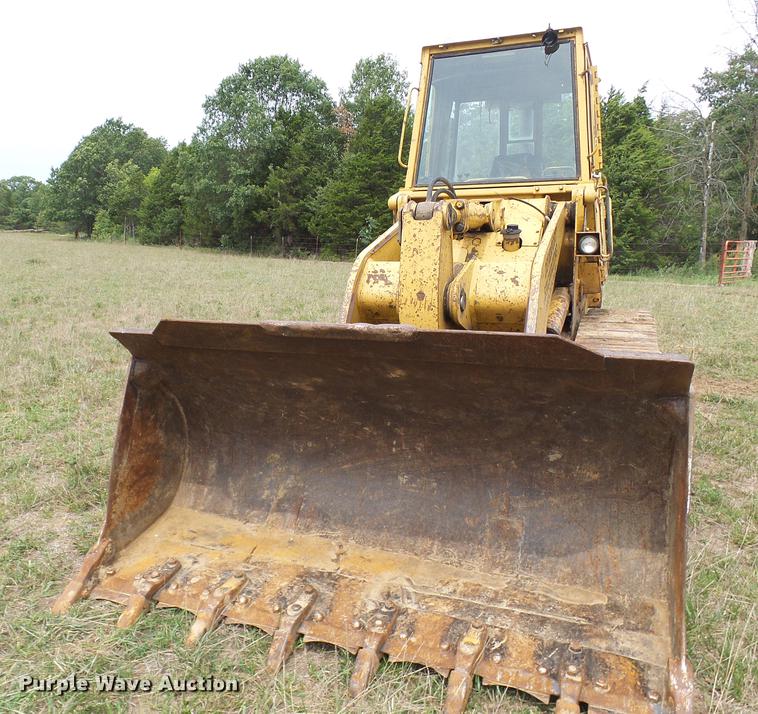 image for item DE5170 1984 Caterpillar 953 LGP track loader