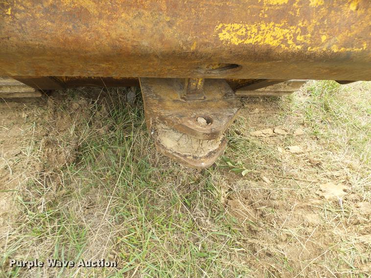 image for item DE5170 1984 Caterpillar 953 LGP track loader