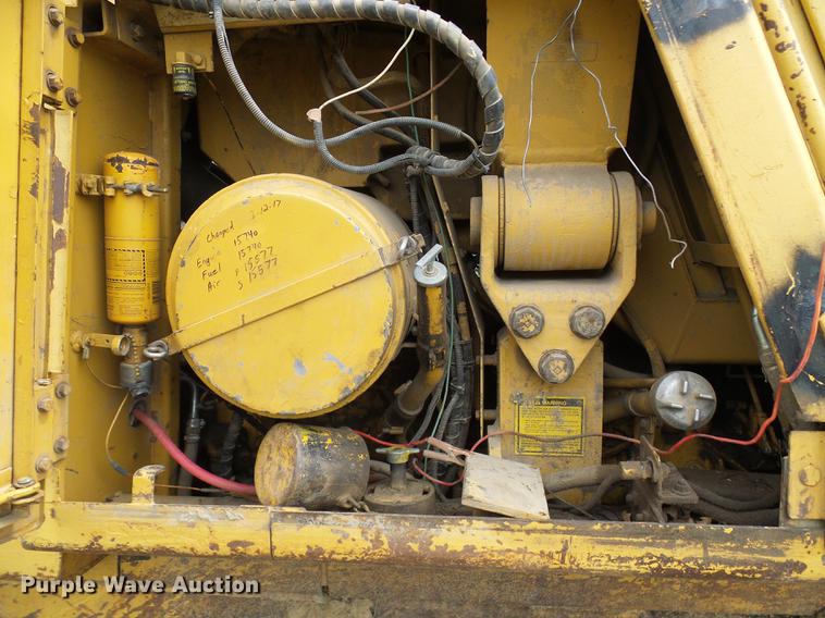 image for item DE5170 1984 Caterpillar 953 LGP track loader