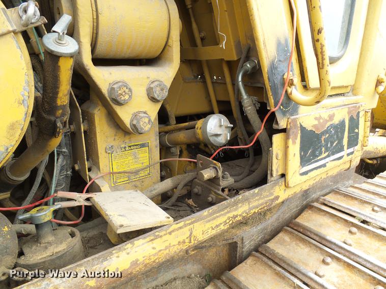 image for item DE5170 1984 Caterpillar 953 LGP track loader