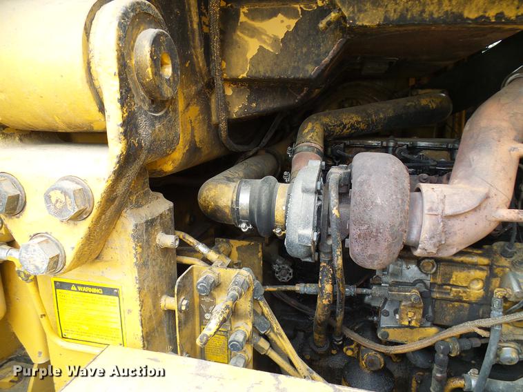 image for item DE5170 1984 Caterpillar 953 LGP track loader