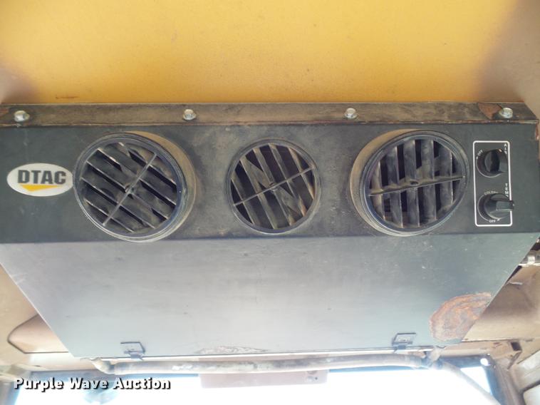 image for item DE5170 1984 Caterpillar 953 LGP track loader