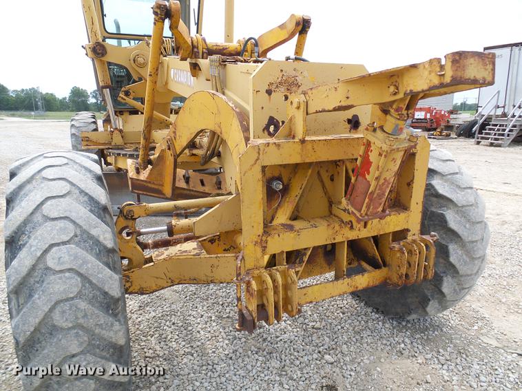 image for item DE5173 1981 Champion 715 motor grader