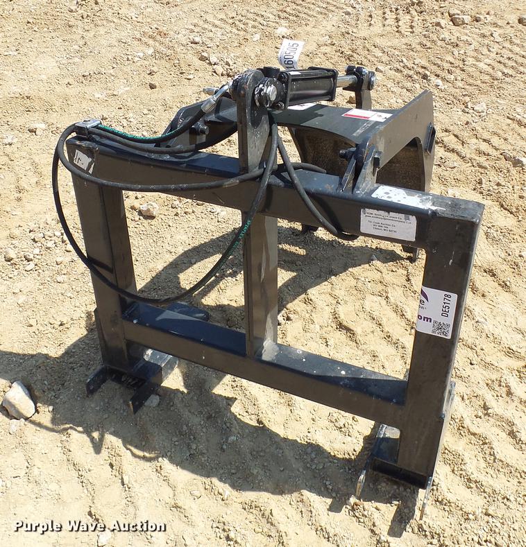 image for item DE5178 Stout grapple bucket