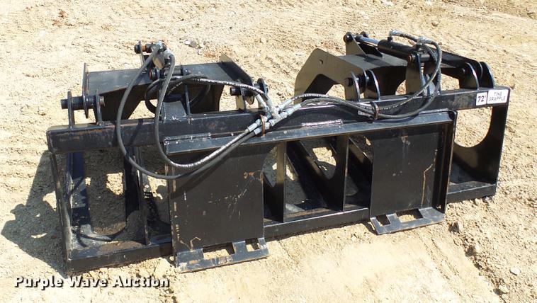 image for item DE5182 72"W skid steer grapple bucket
