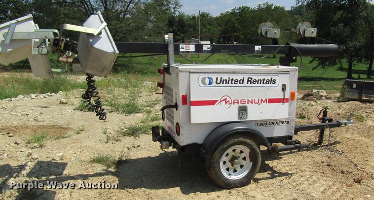 image for item DE5183 Magnum MLT3060MMH light plant