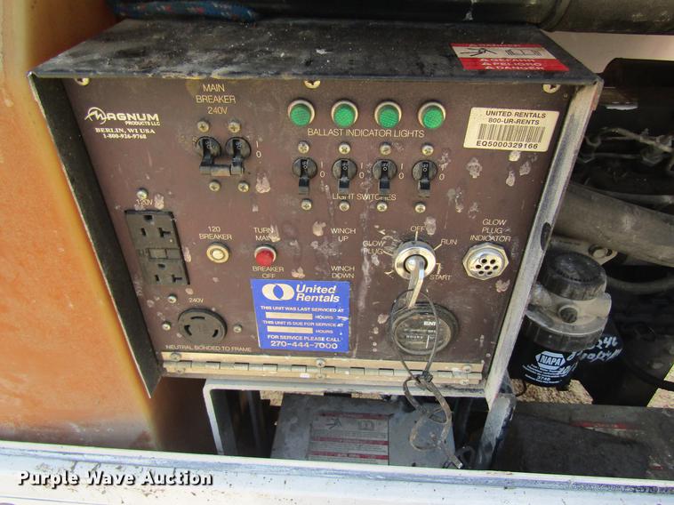 image for item DE5183 Magnum MLT3060MMH light plant