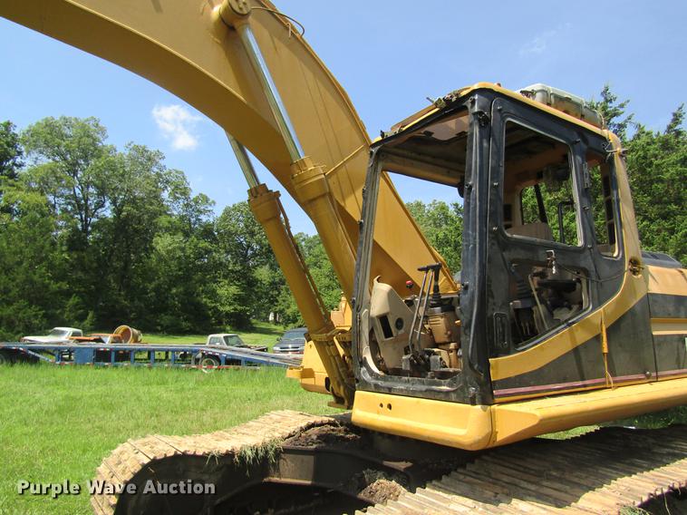 image for item DE5189 1994 Caterpillar 322 L excavator