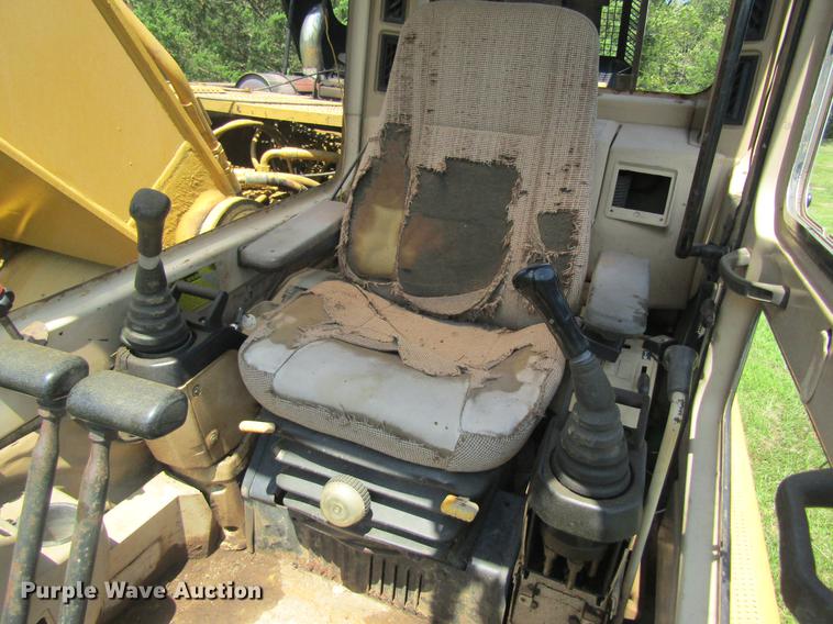 image for item DE5189 1994 Caterpillar 322 L excavator