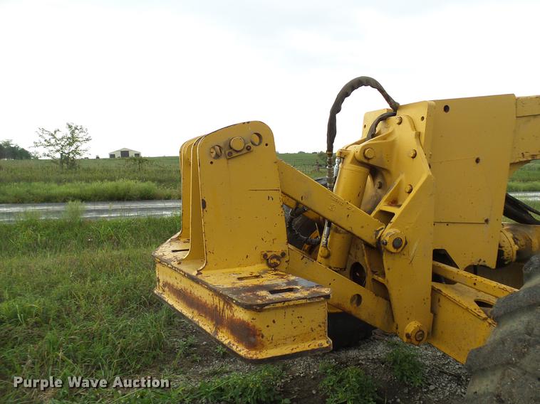 image for item DE5198 1993 John Deere 770BH motor grader