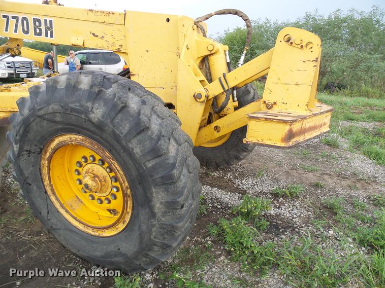 image for item DE5198 1993 John Deere 770BH motor grader