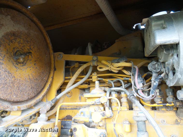 image for item DE5198 1993 John Deere 770BH motor grader