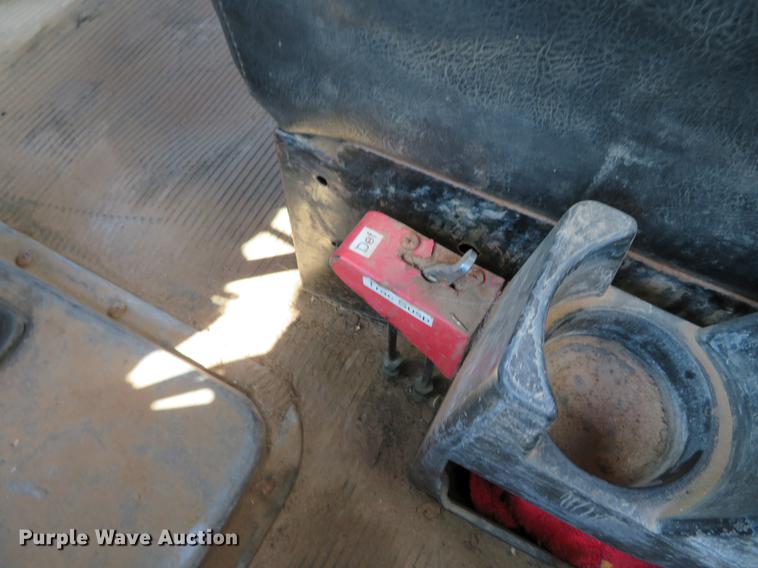 image for item DE6368 2000 Peterbilt 378 vacuum truck