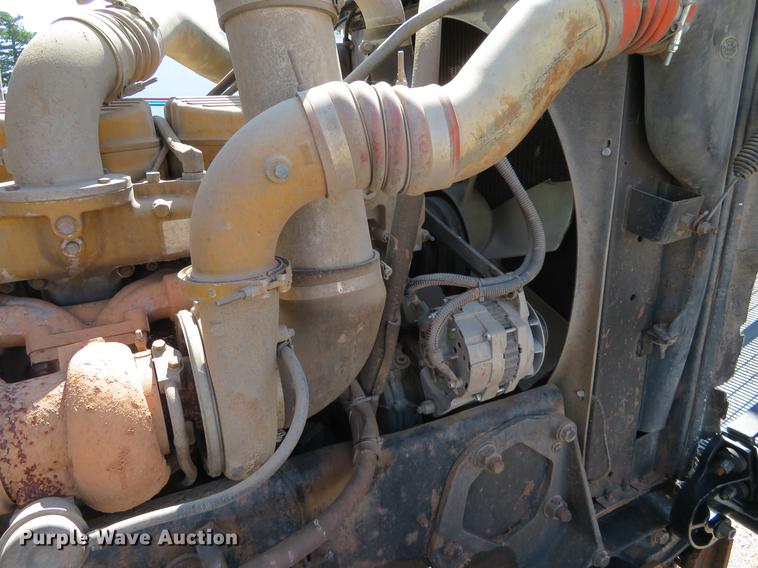 image for item DE6368 2000 Peterbilt 378 vacuum truck